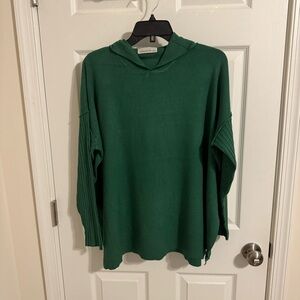 NWOT Zenana Outfitters Forest Green Hooded Sweater